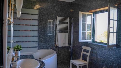 Villa with Garden View