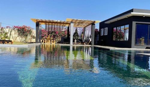 One-Bedroom Villa