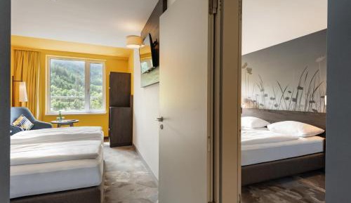 Family Room with Mountain View