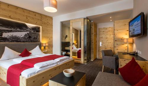 Superior Double Room with Balcony