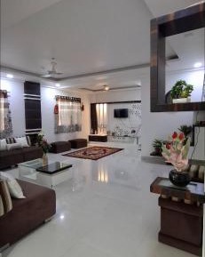 Two-Bedroom Deluxe Apartment with Balcony