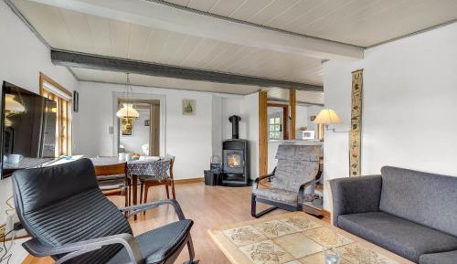 Two-Bedroom Holiday Home