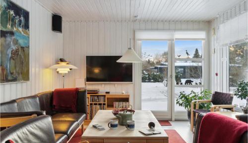 Four-Bedroom Holiday Home