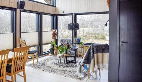 Five-Bedroom Holiday Home