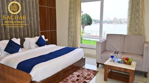 Double Room with Lake View