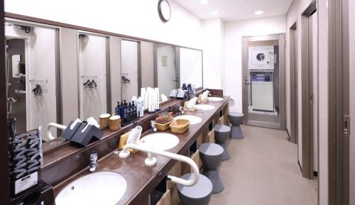 Capsule Room Selected at Check-in for Male