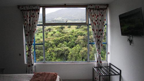 Triple Room with Mountain View