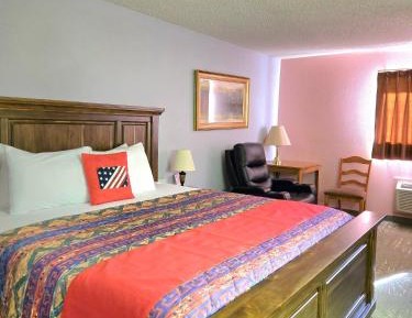 Deluxe King Room