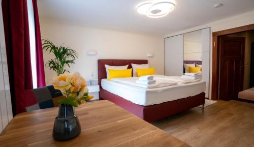 Apartment with Shower