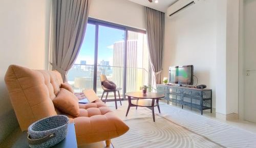 Two-Bedroom Deluxe Apartment with Balcony