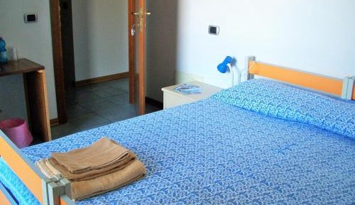 Double or Twin Room with Shared Bathroom