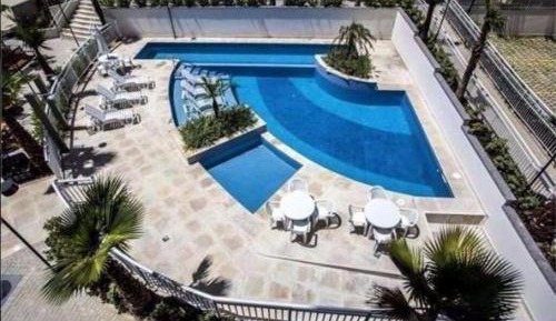 Two-Bedroom Deluxe Apartment with Balcony