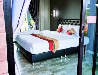 Double Room with Pool View