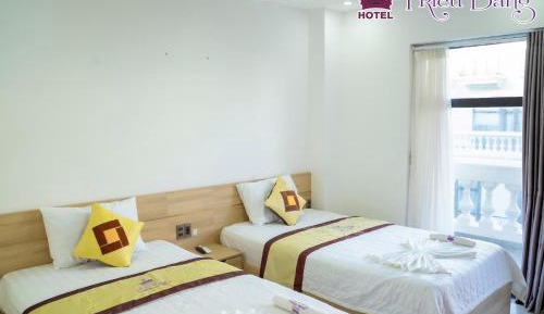 Twin Room with City View