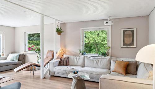 Two-Bedroom Holiday Home