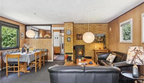 Three-Bedroom Holiday Home 