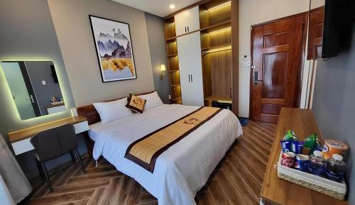 Deluxe Double Room (2 Adults + 1 Child)