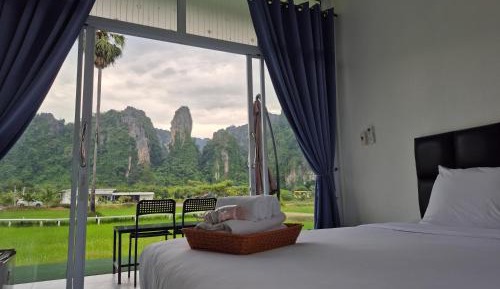 Double Room with Mountain View
