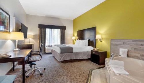 King Room with Whirlpool - Non-Smoking