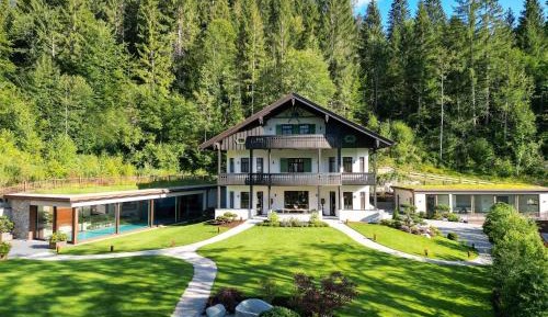 Villa with Private Pool