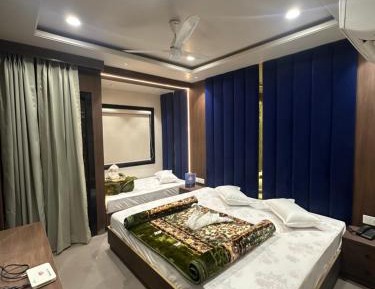 Triple Room with Balcony