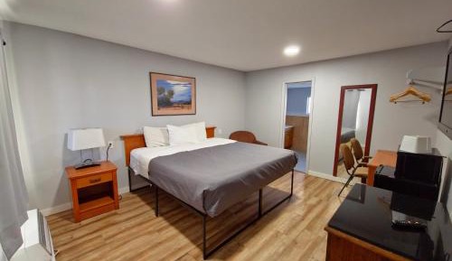 King Room - Non-Smoking