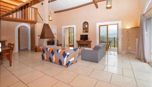 Four-Bedroom Vacation Home