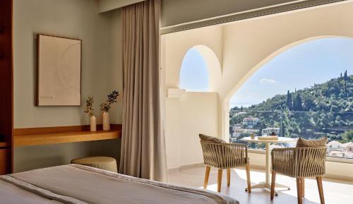 Grand Terrace Lavish Double Sea View Room