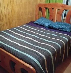 Deluxe Room (2 Adults + 1 Child)