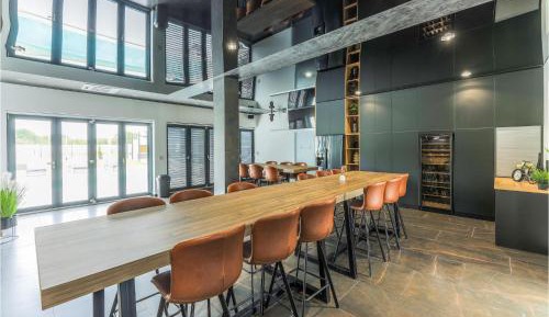 Four-Bedroom Holiday Home