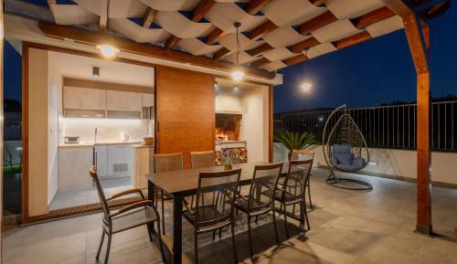 Six-Bedroom Holiday Home