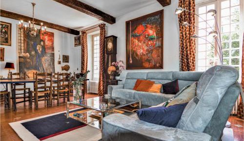 Three-Bedroom Holiday Home 