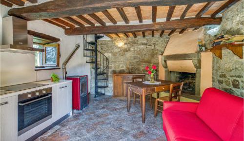 One-Bedroom Holiday Home