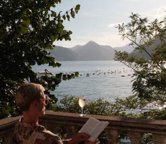 Studio Apartment with Sea View