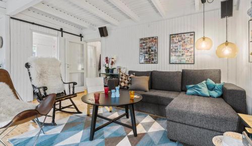 Three-Bedroom Holiday Home 