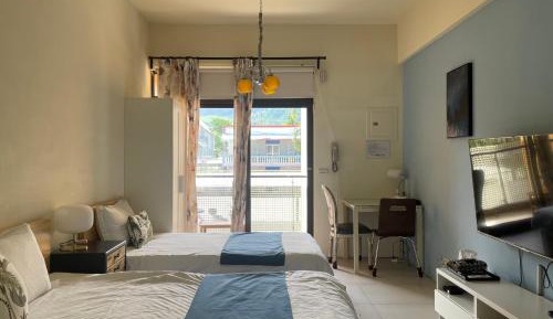 Triple Room with Terrace