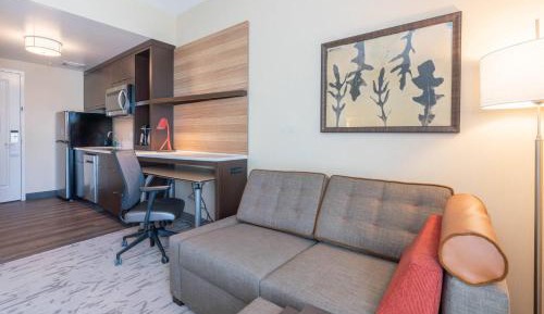 Studio, 1 King, Sofa bed