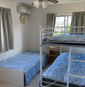 Triple Room with Shared Toilet