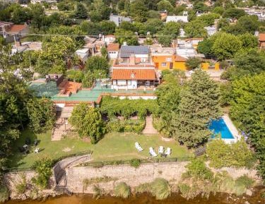 Three-Bedroom Holiday Home 