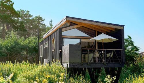 Bungalow with Sea View
