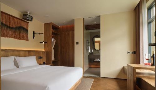 Two-Bedroom Suite