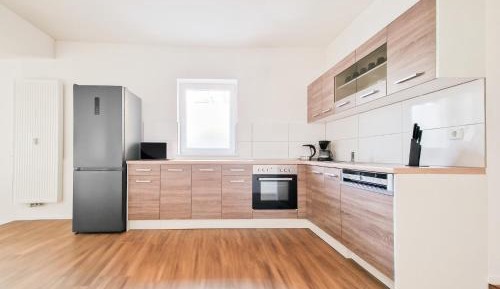 One-Bedroom Apartment with Balcony
