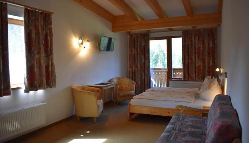Family Room with Mountain View