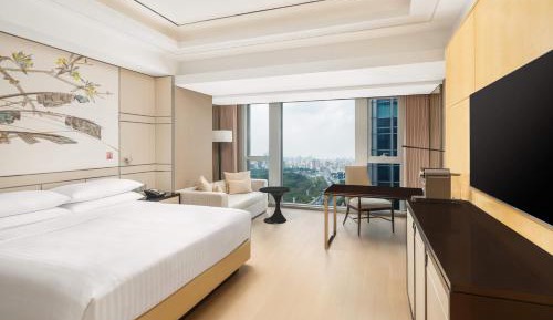 Executive King Room with Lounge Access