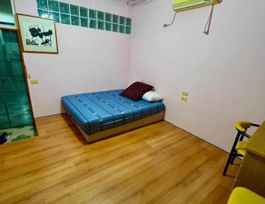 Double Room with Shared Bathroom