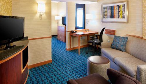 King Studio with Sofa Bed