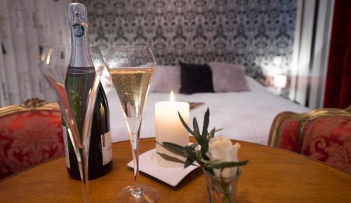 Deluxe Double Room with Bath