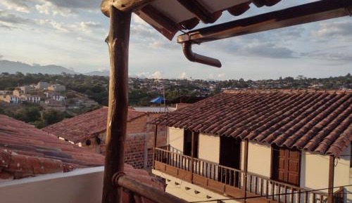 Three-Bedroom Apartment with Balcony