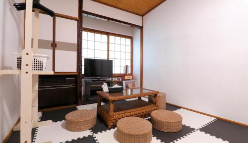 Japanese-Style Room