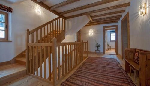 Five-Bedroom Holiday Home